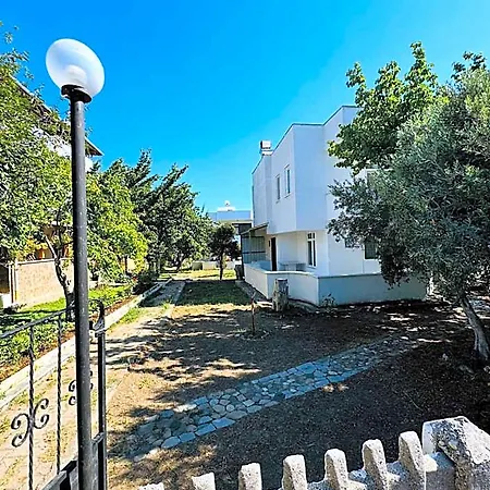 Villa Troya Garden *